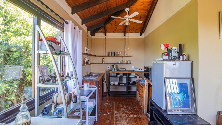 5 Bedroom Property for Sale in Lovemore Park Eastern Cape